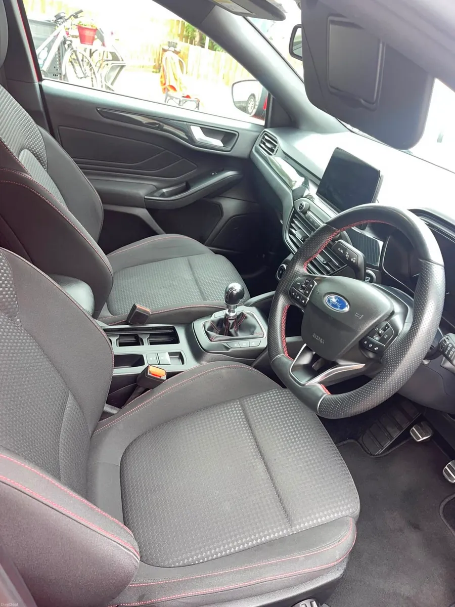 Ford Focus ST Line - Image 6