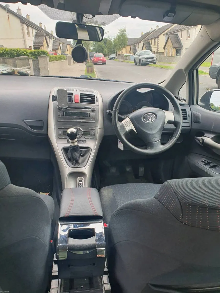 09 toyota auris 1.4 diesel - Image 1