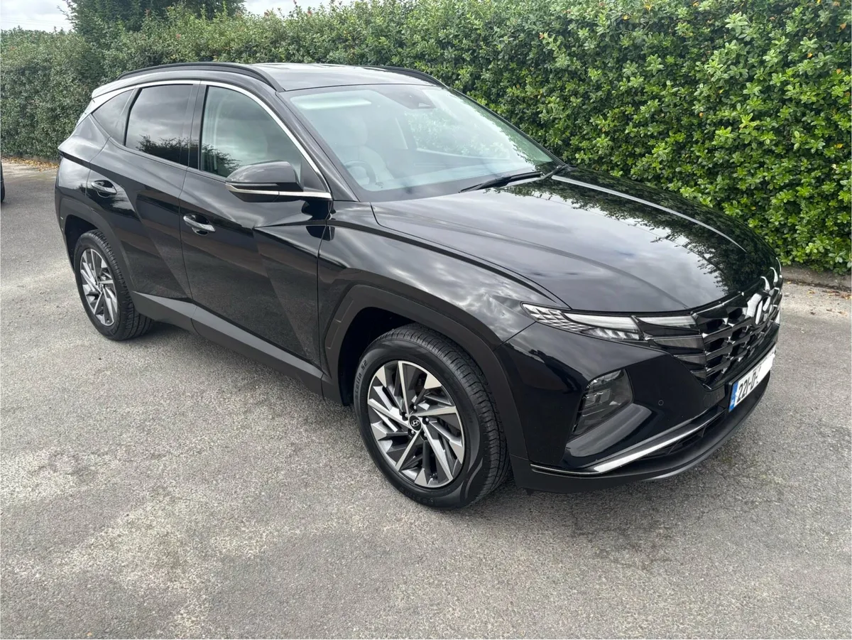 (221) Hyundai Tucson Executive Plus 2022 - Image 1