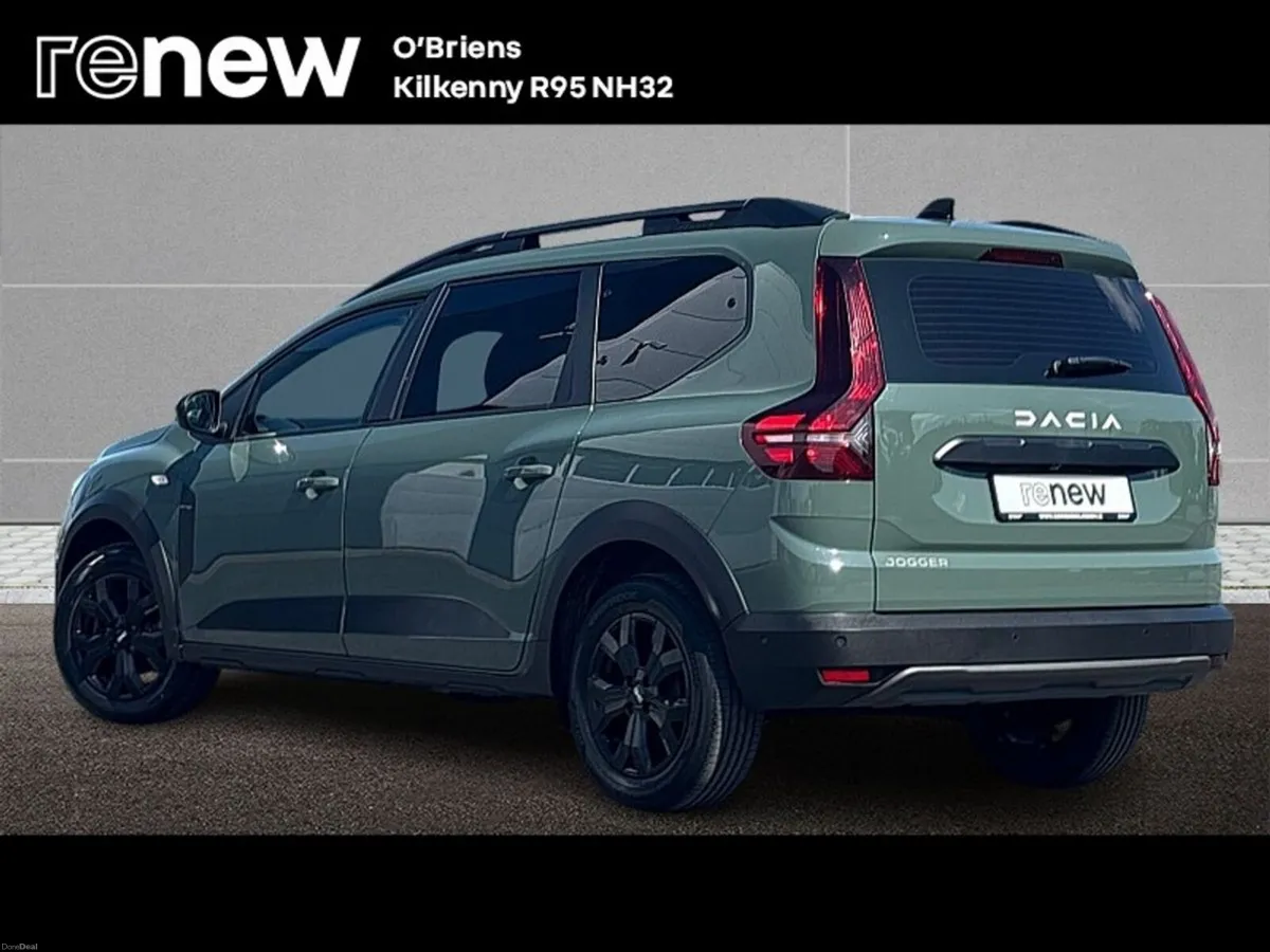 Dacia Jogger EXTREME SE 1.0 TCE 110BHP TOP SPEC *I - Image 3