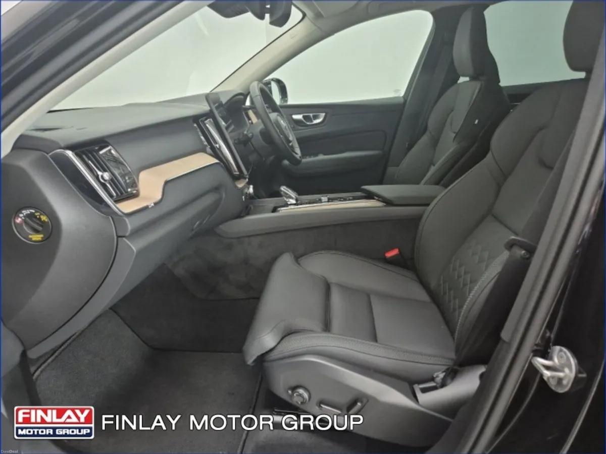 Volvo XC60 Plus Phev Awd Auto  , Black LEather , H - Image 4