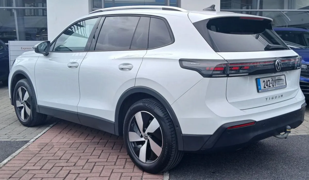 Volkswagen Tiguan Launch Edition 2.0 TDI 150HP DSG - Image 4