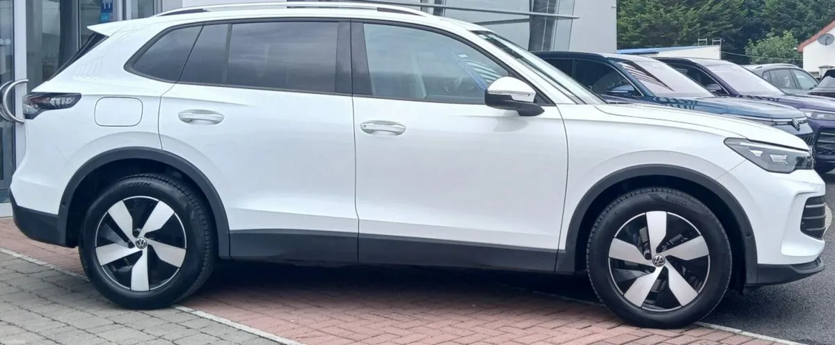 Volkswagen Tiguan Launch Edition 2.0 TDI 150HP DSG - Image 2