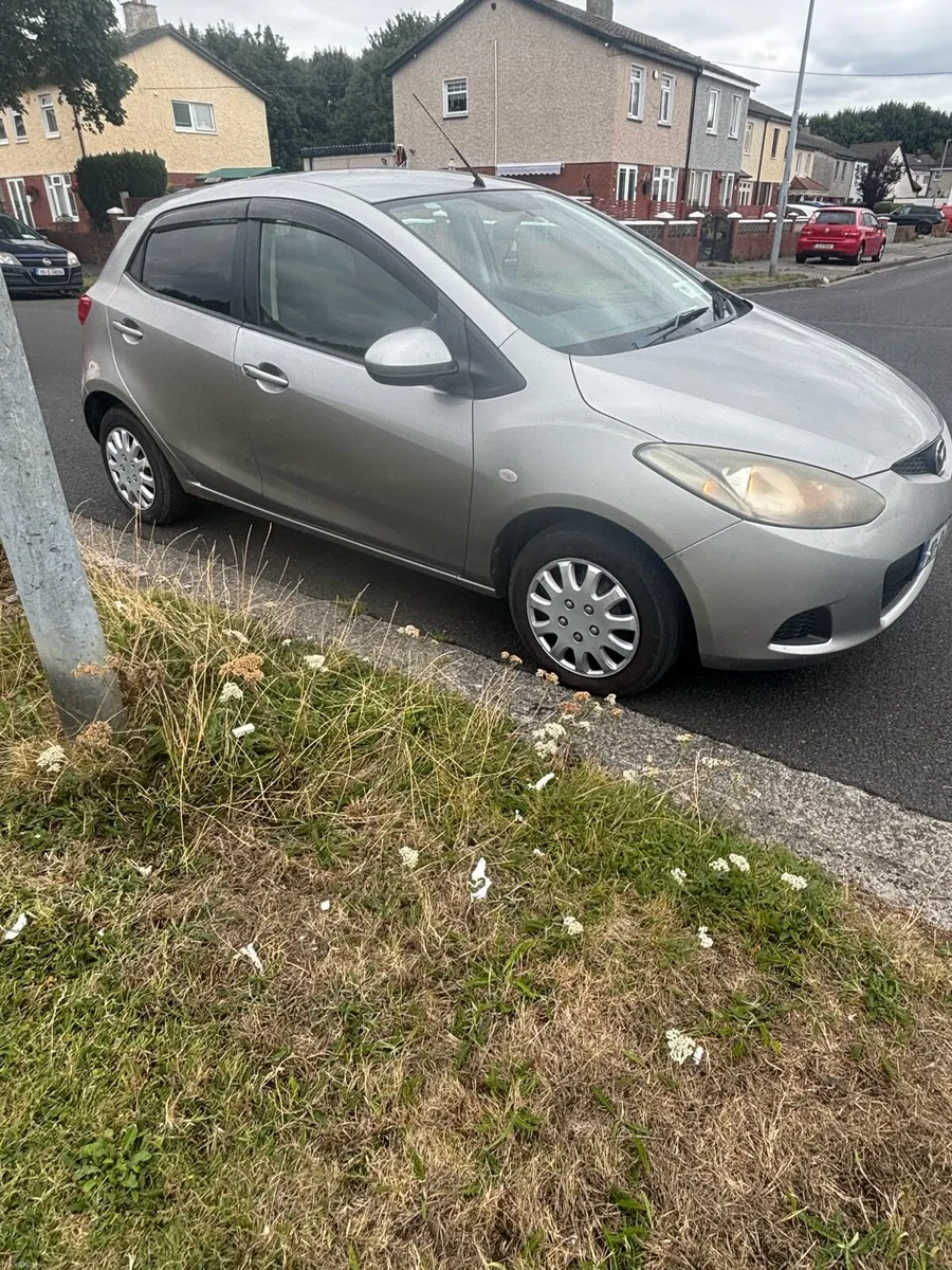 Mazda demio automatic - Image 3