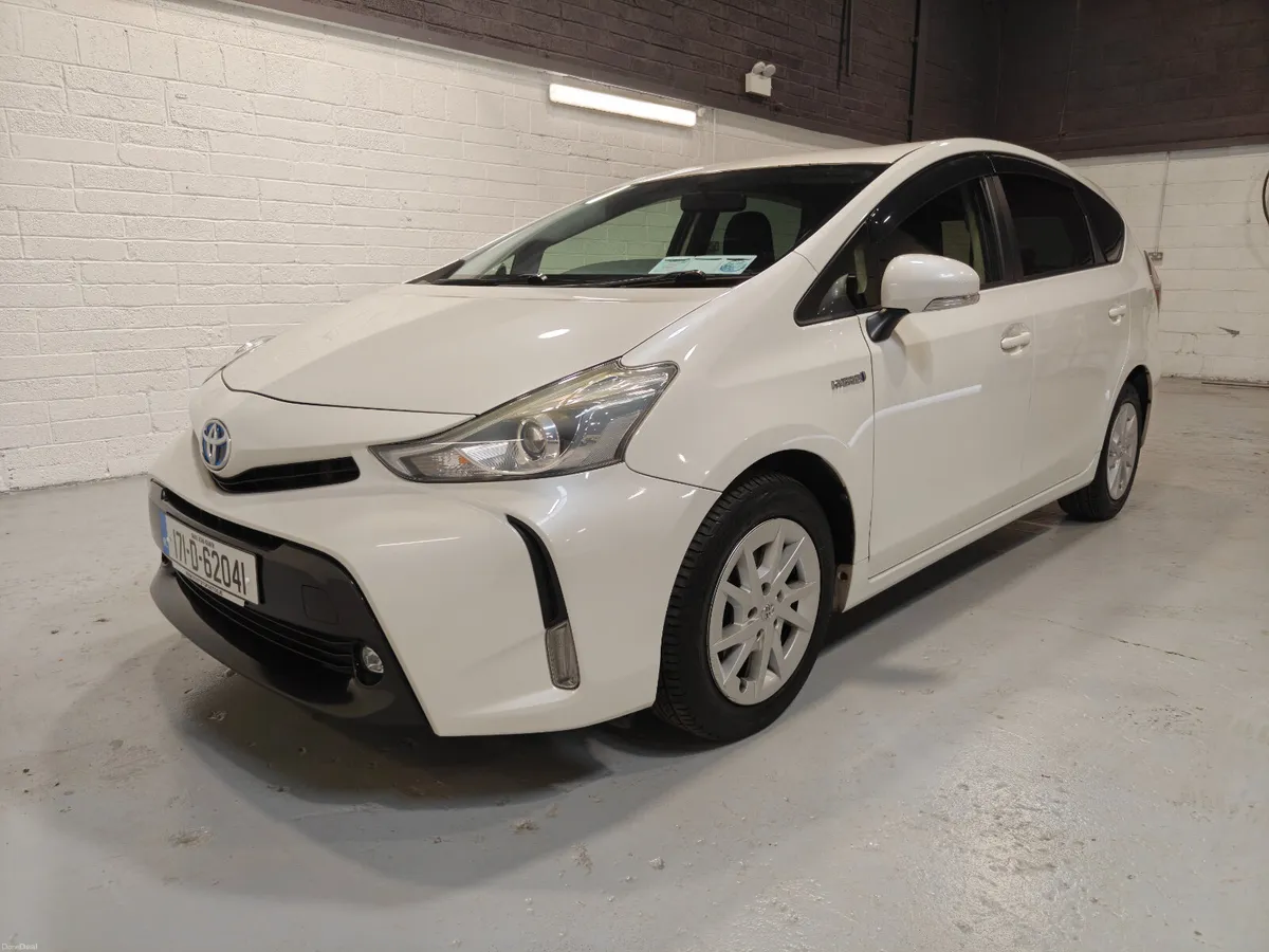 2017 TOYOTA PRIUS AUTOMATIC HYBRID ESTATE - Image 3