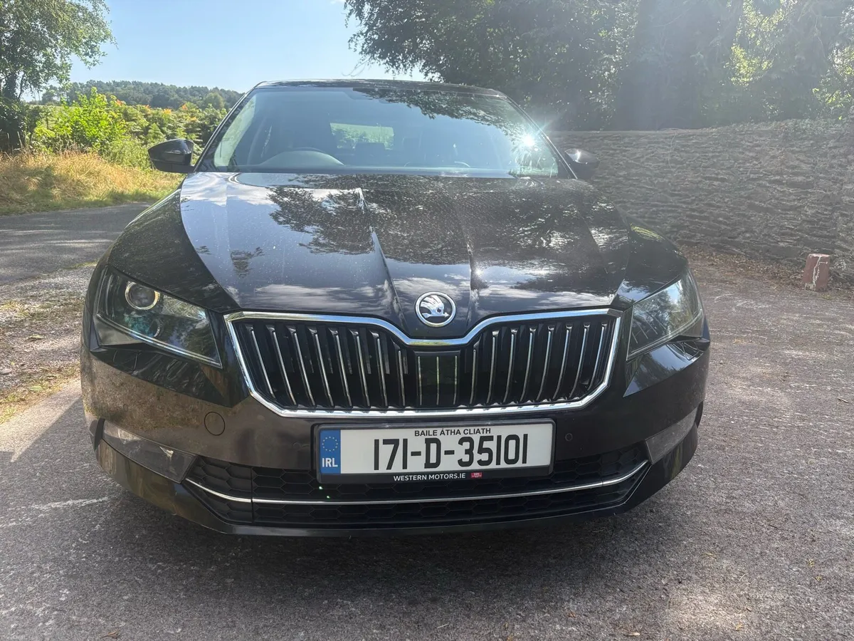 SKODA SUPERB 2.0 LTR DIESEL STYLE MODEL - Image 3