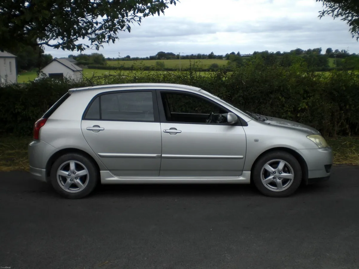 2005 TOYOTA COROLLA 1.4 Hatchback - Image 1