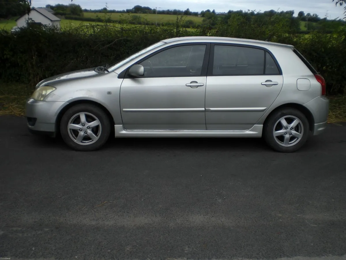 2005 TOYOTA COROLLA 1.4 Hatchback - Image 3