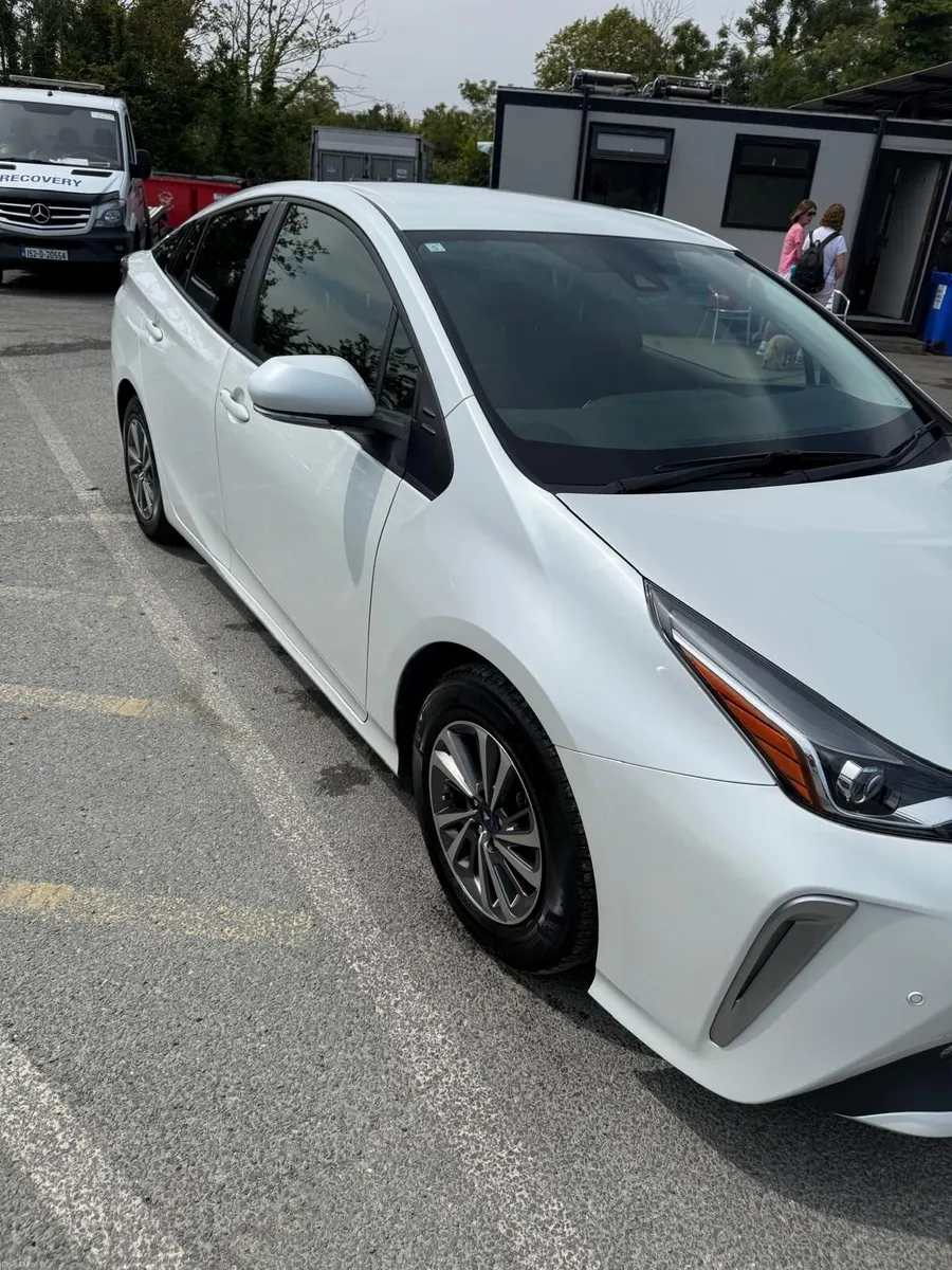 Toyota Prius 1.8 HYBRID AUTOMATIC - Image 3