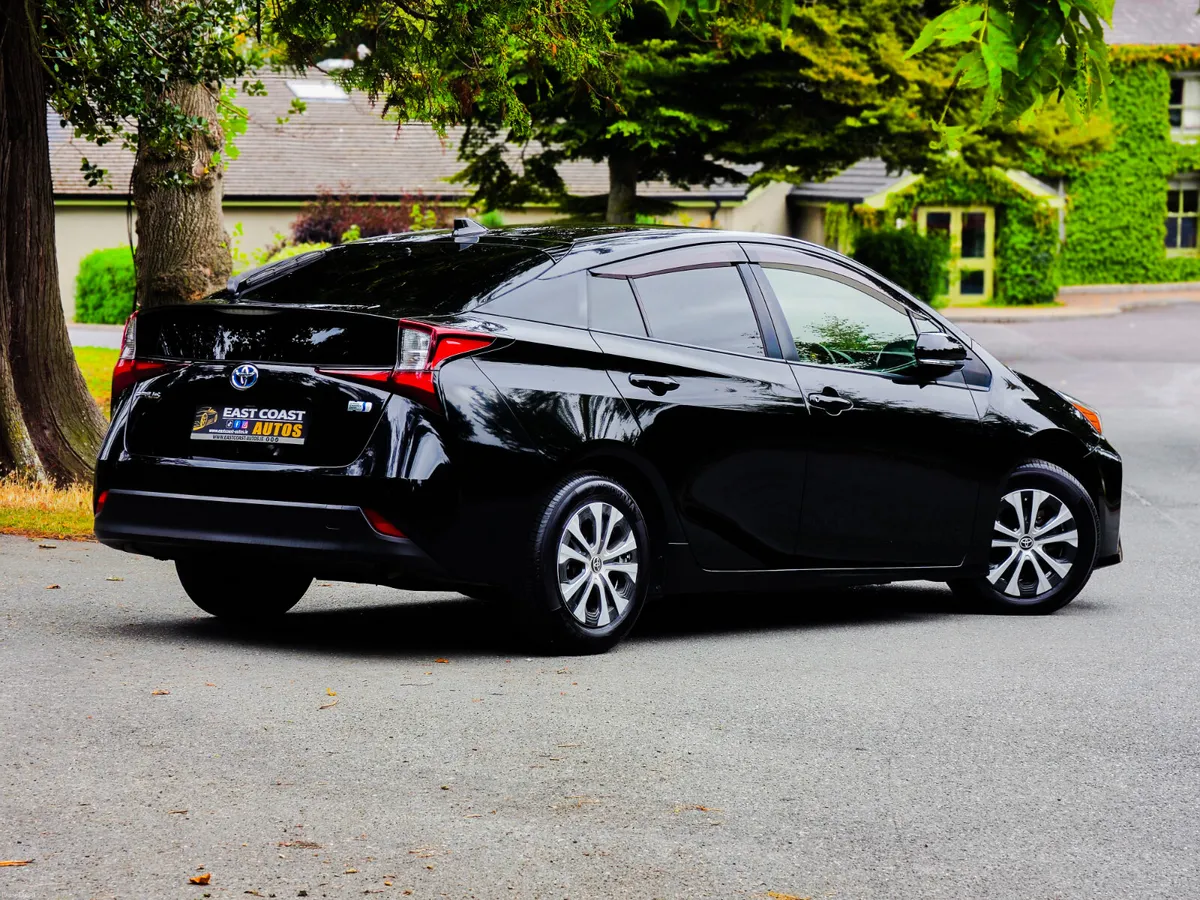 2020 Toyota Prius 1.8 Petrol Hybrid Automatic - Image 3