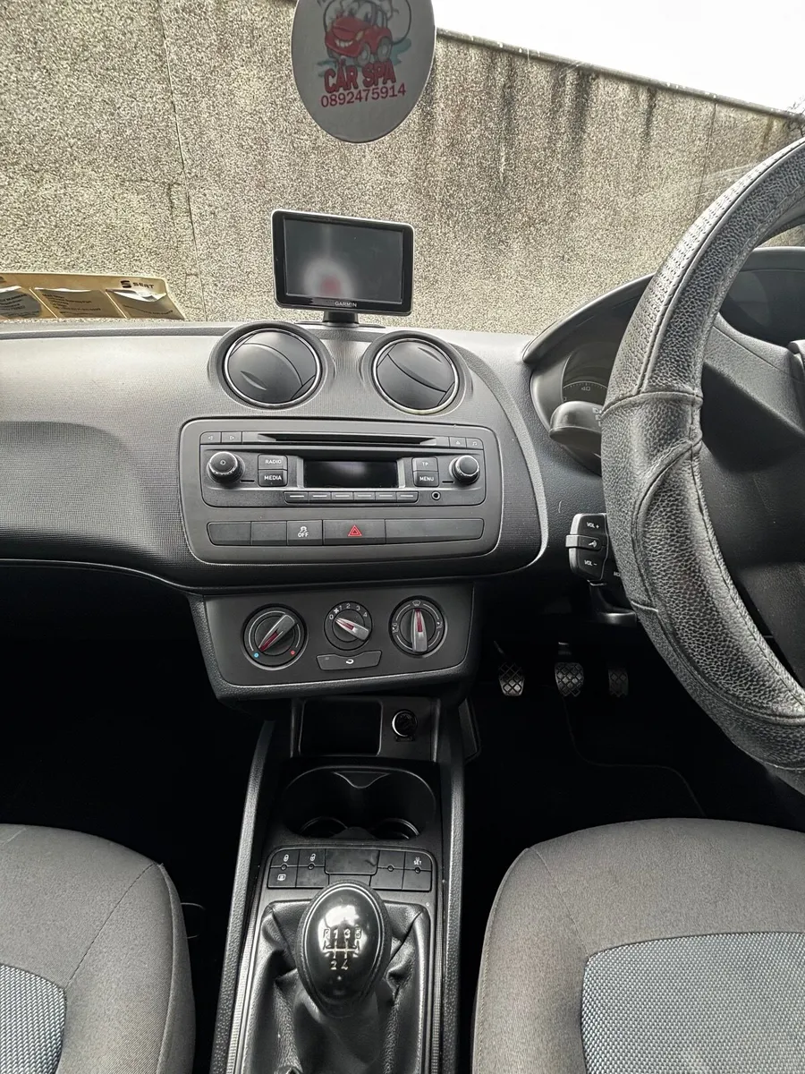SEAT Ibiza 2015 - Image 4