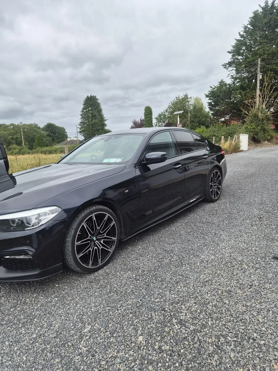 BMW 5-Series 2017 - Image 3