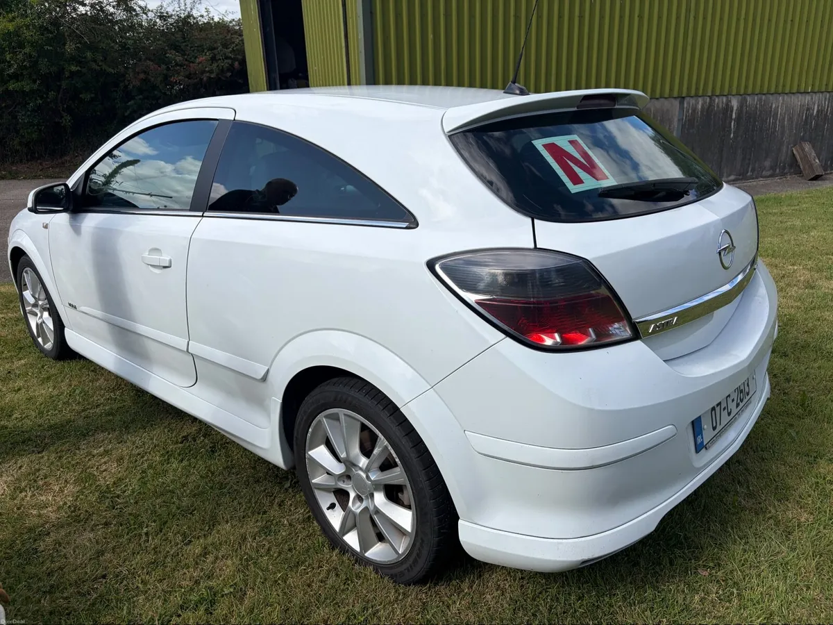 Opel Astra 2007 - Image 4