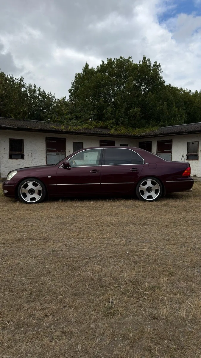 Lexus LS430 2003 *Presidential Edition* - Image 2
