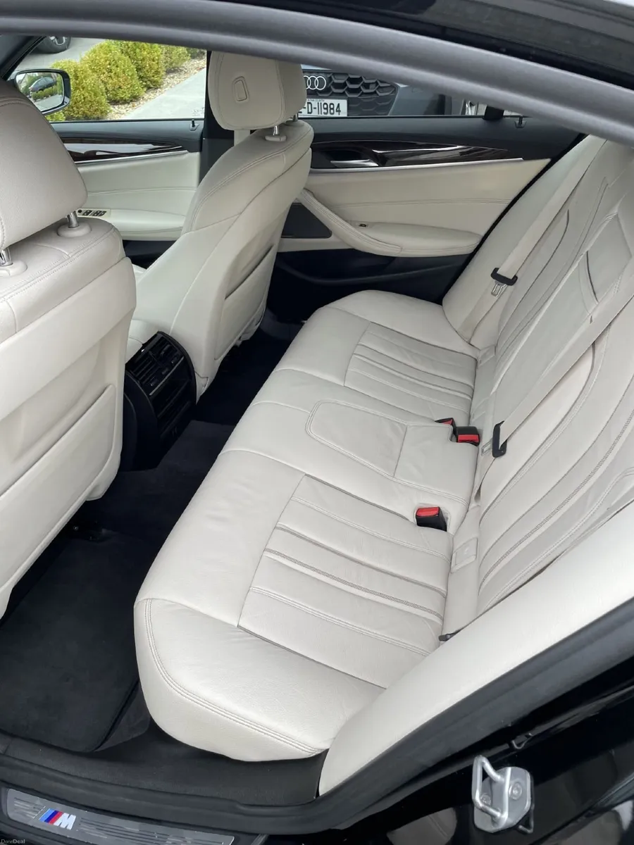 BMW 5-Series 2019 - Image 5