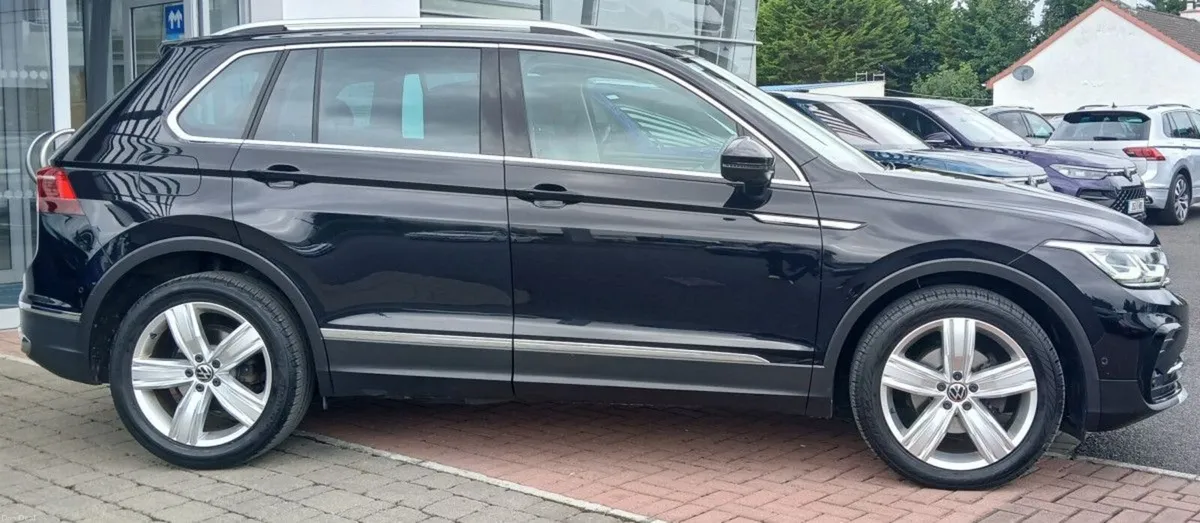 Volkswagen Tiguan Elegance 2.0 TDI 150HP **APP CON - Image 2