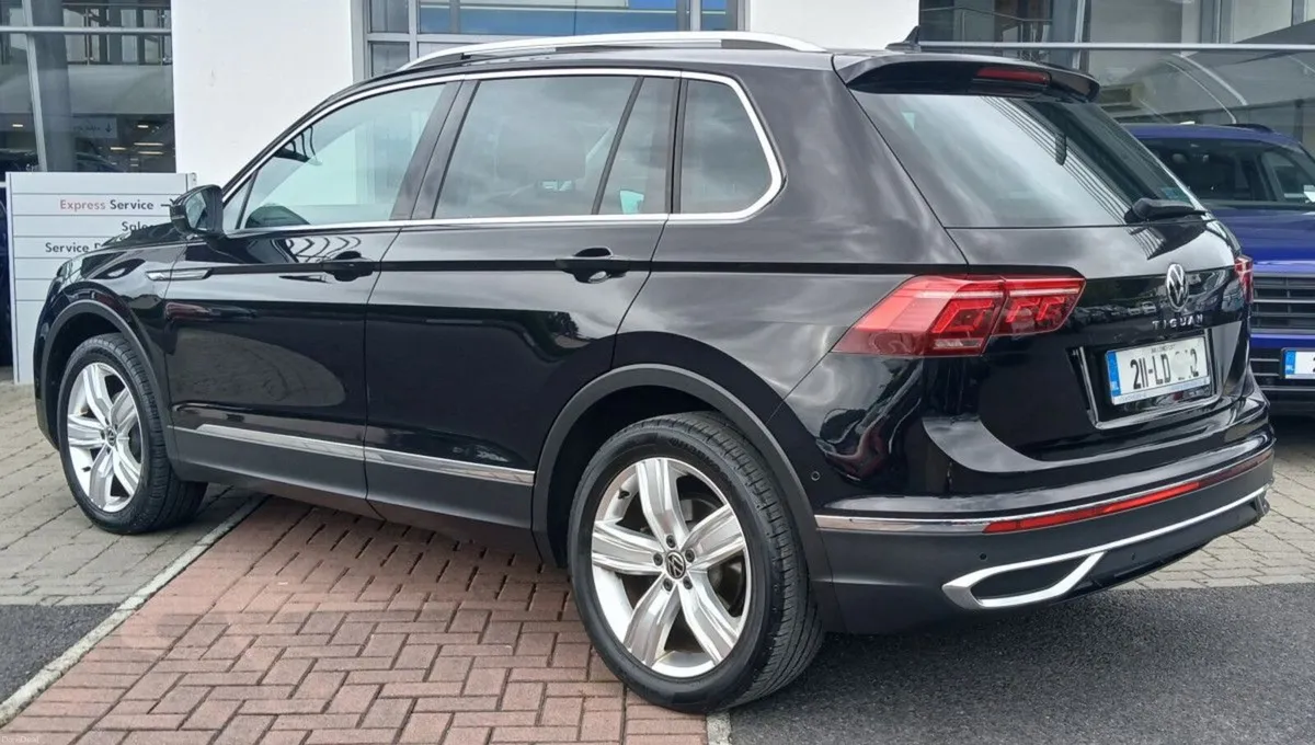 Volkswagen Tiguan Elegance 2.0 TDI 150HP **APP CON - Image 4