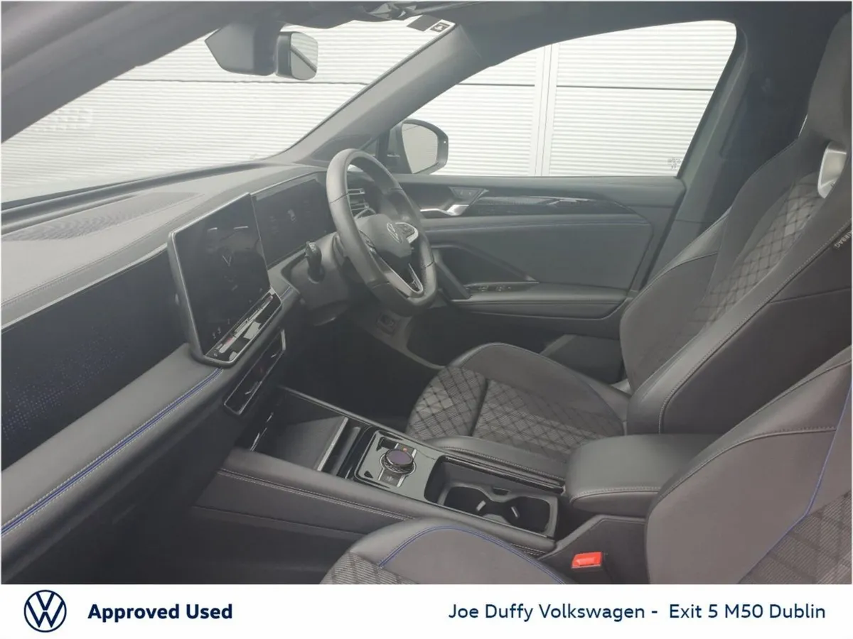 Volkswagen Tiguan R-LINE 2.0 TDI 150HP DSG AUTO - Image 3