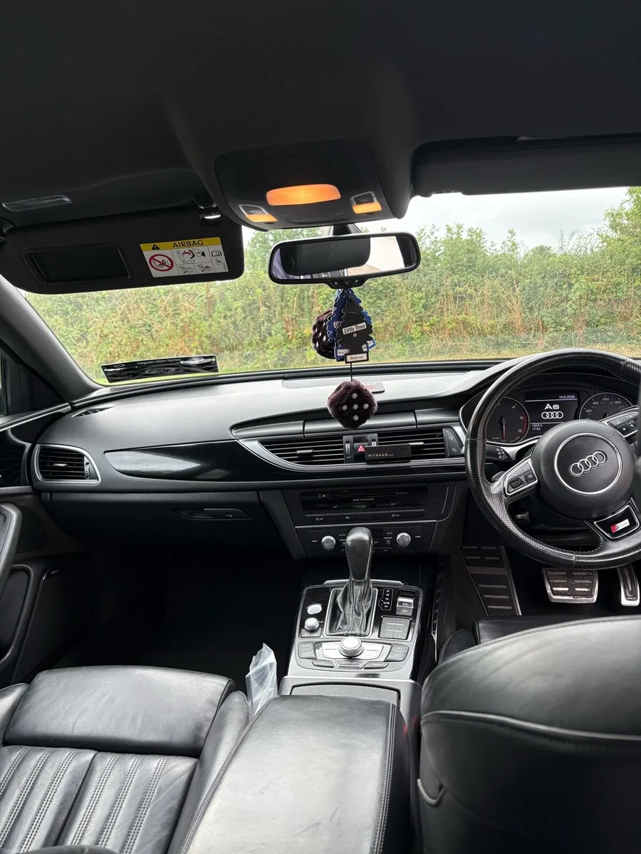 Audi a6  sline black line edition - Image 6