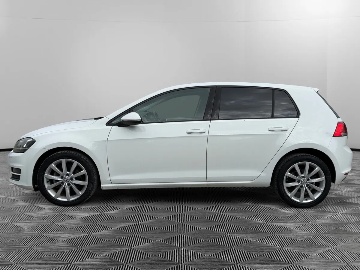 VW GOLF DSG *LOW KM* - Image 2