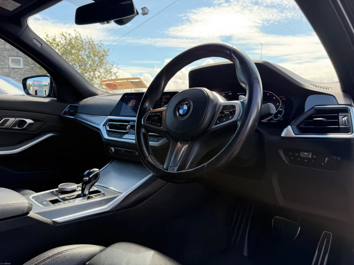 M Sport - Pro pack - Stunning example - Image 5