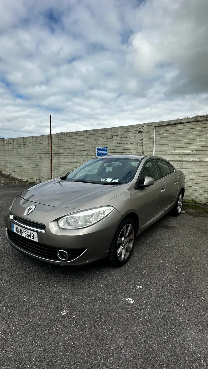 Renault Fluence 2010 - TAX 10/26  -  NCT 09/26 - Image 1