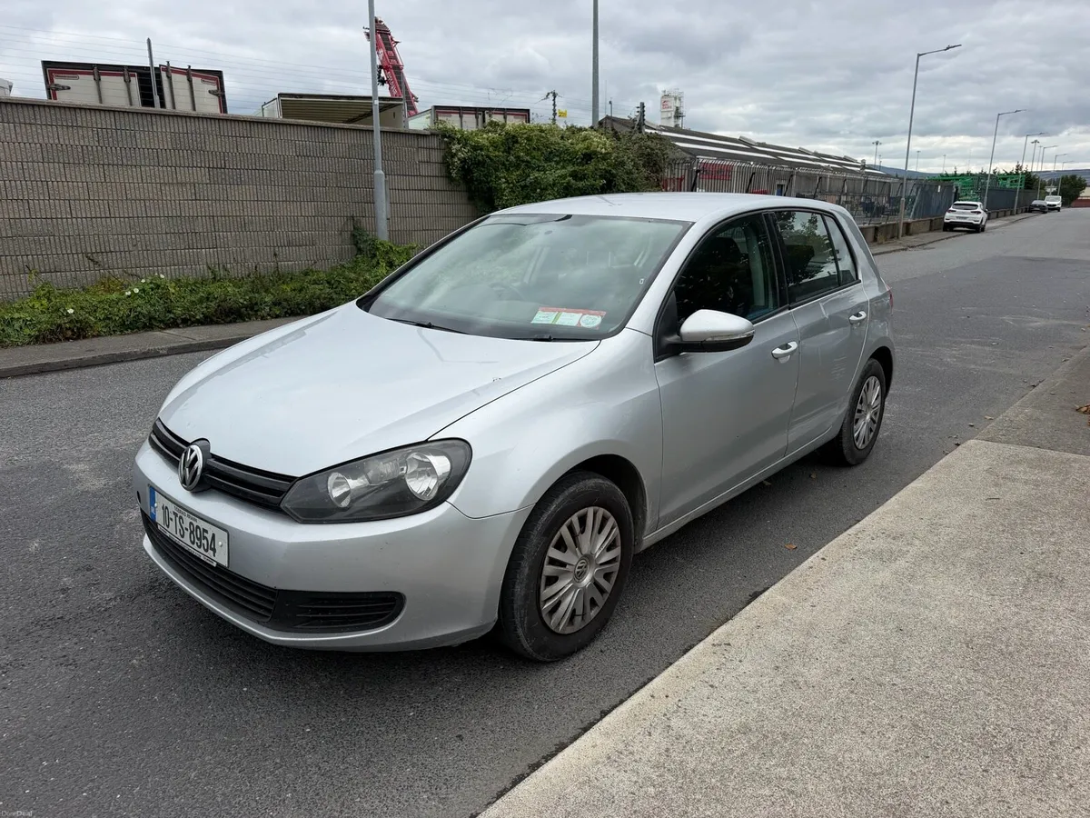 2010 VOLKSWAGEN GOLF TDI 5DR - Image 4