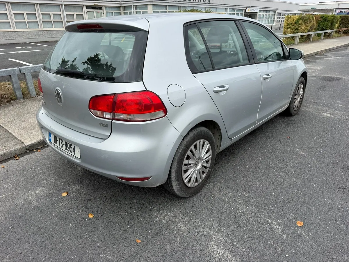 2010 VOLKSWAGEN GOLF TDI 5DR - Image 5