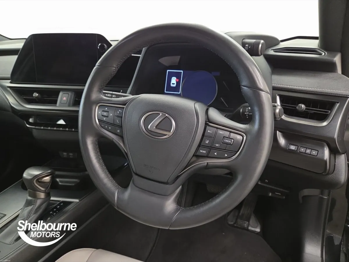 Lexus UX 250H F SPORT DESIGN - Image 6
