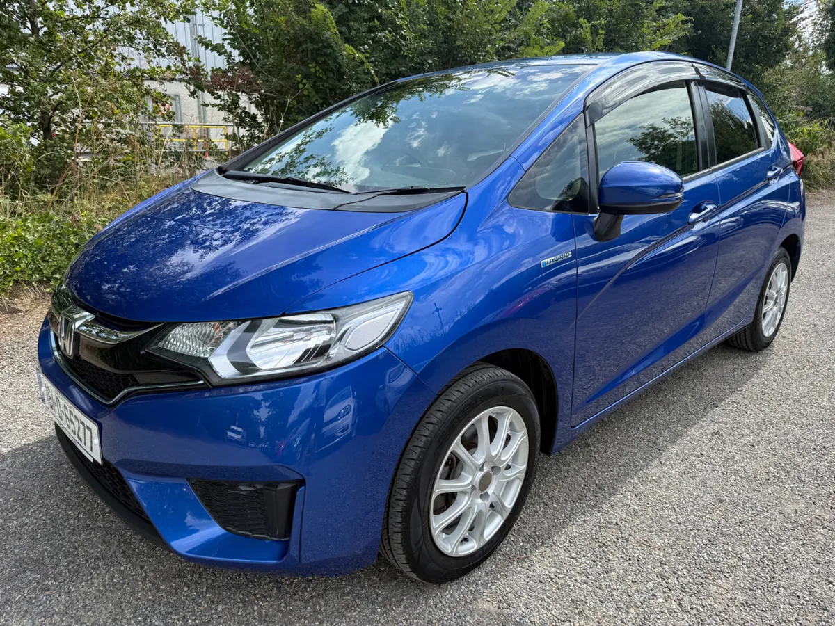 Honda Fit 2016 - Image 2