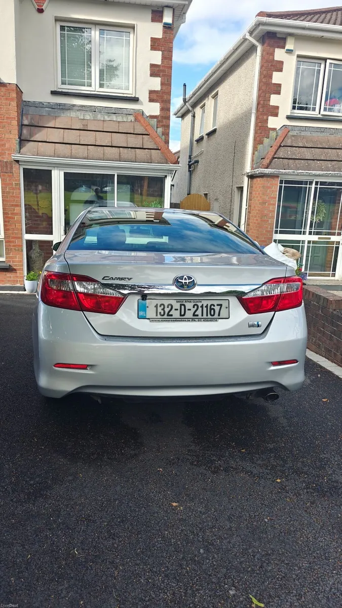 Toyota Camry 2013 - Image 2