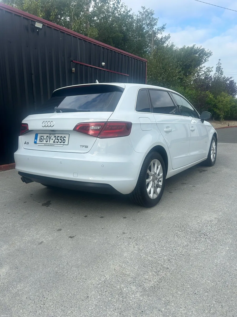2016 AUDI A3 - Image 4