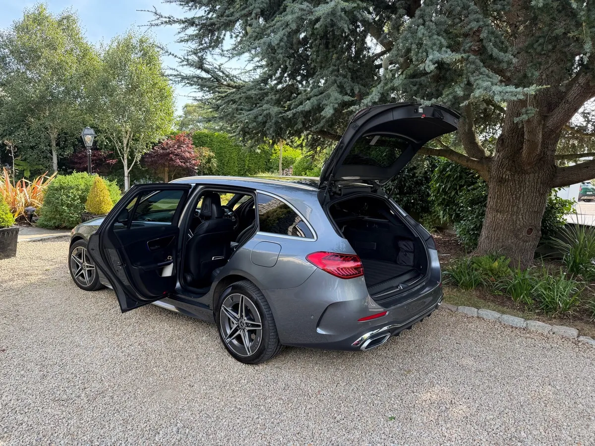 2023 Mercedes C300e AMG  Premium Plus Pan Roof - Image 5