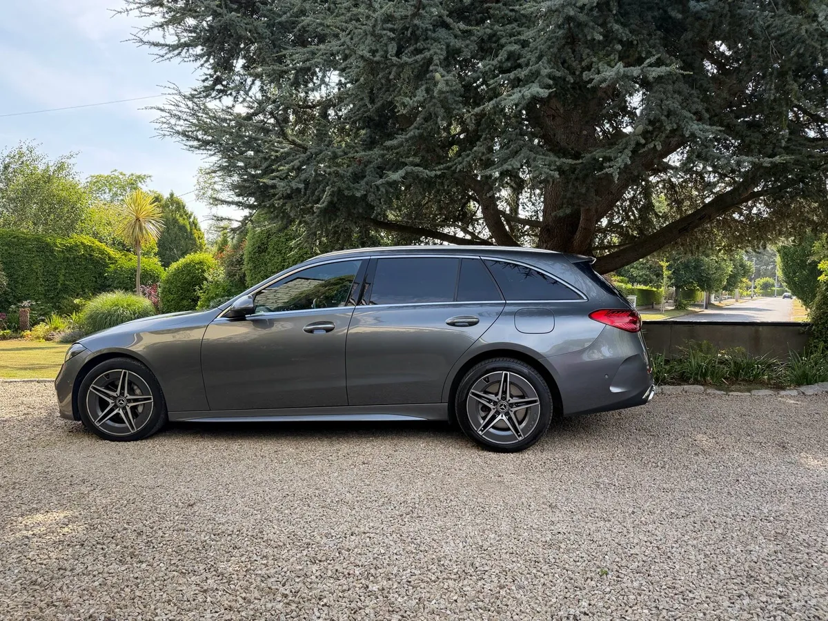 2023 Mercedes C300e AMG  Premium Plus Pan Roof - Image 3