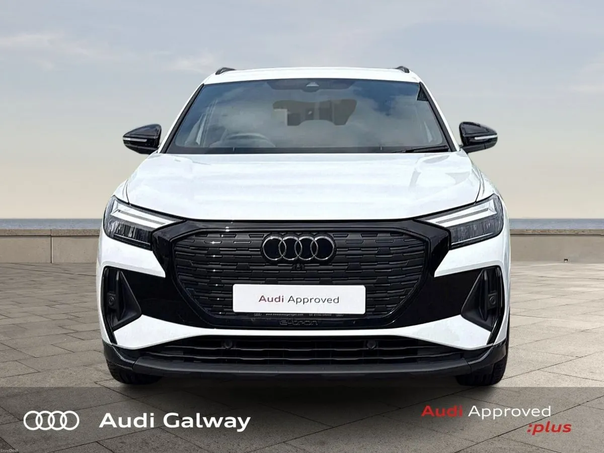 Audi Q4 e-tron (2026) 45 BLACK EDITION A/T *BIG BA - Image 2
