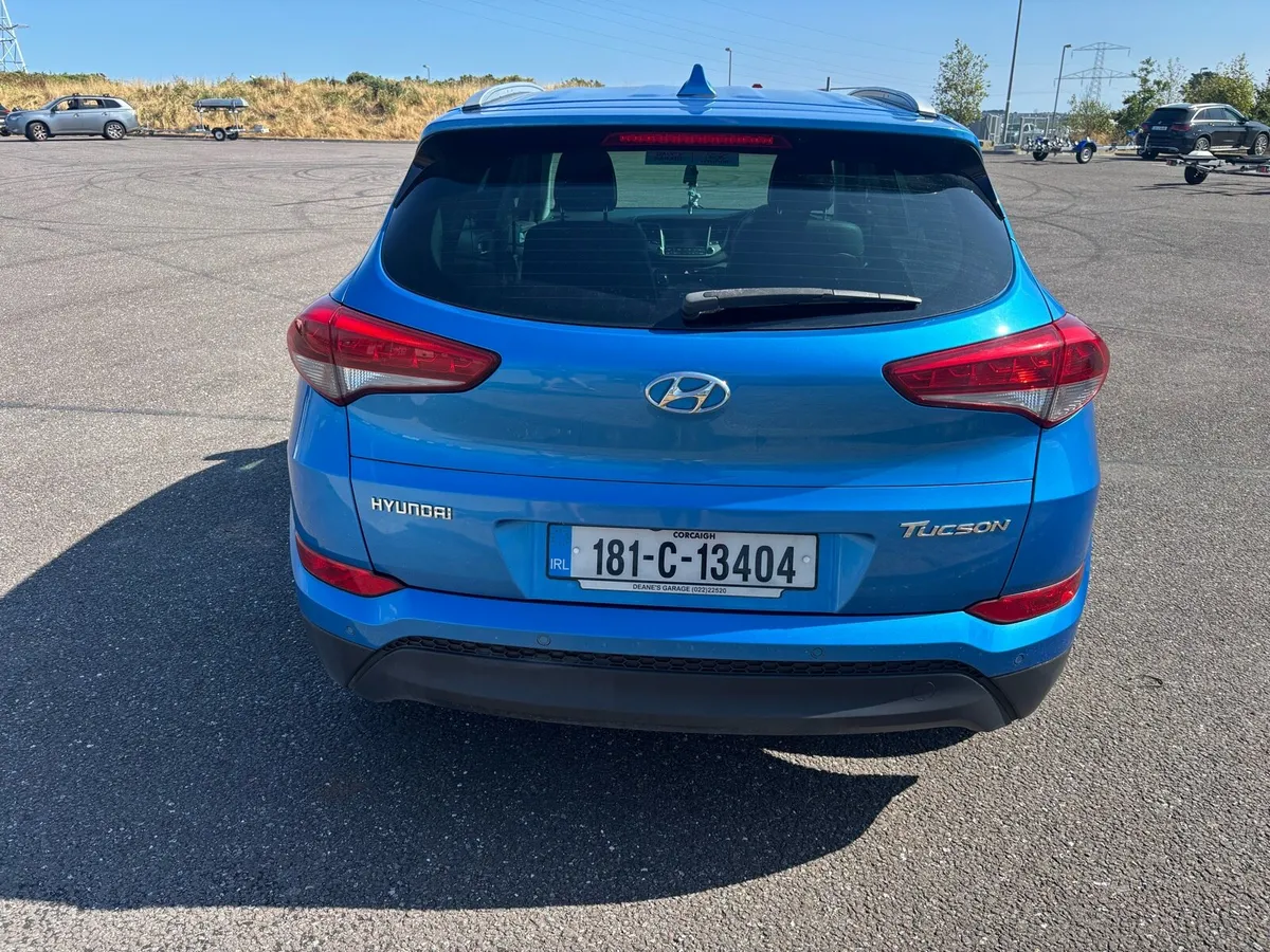 Hyundai Tucson Executive LOW MILAGE - Image 4