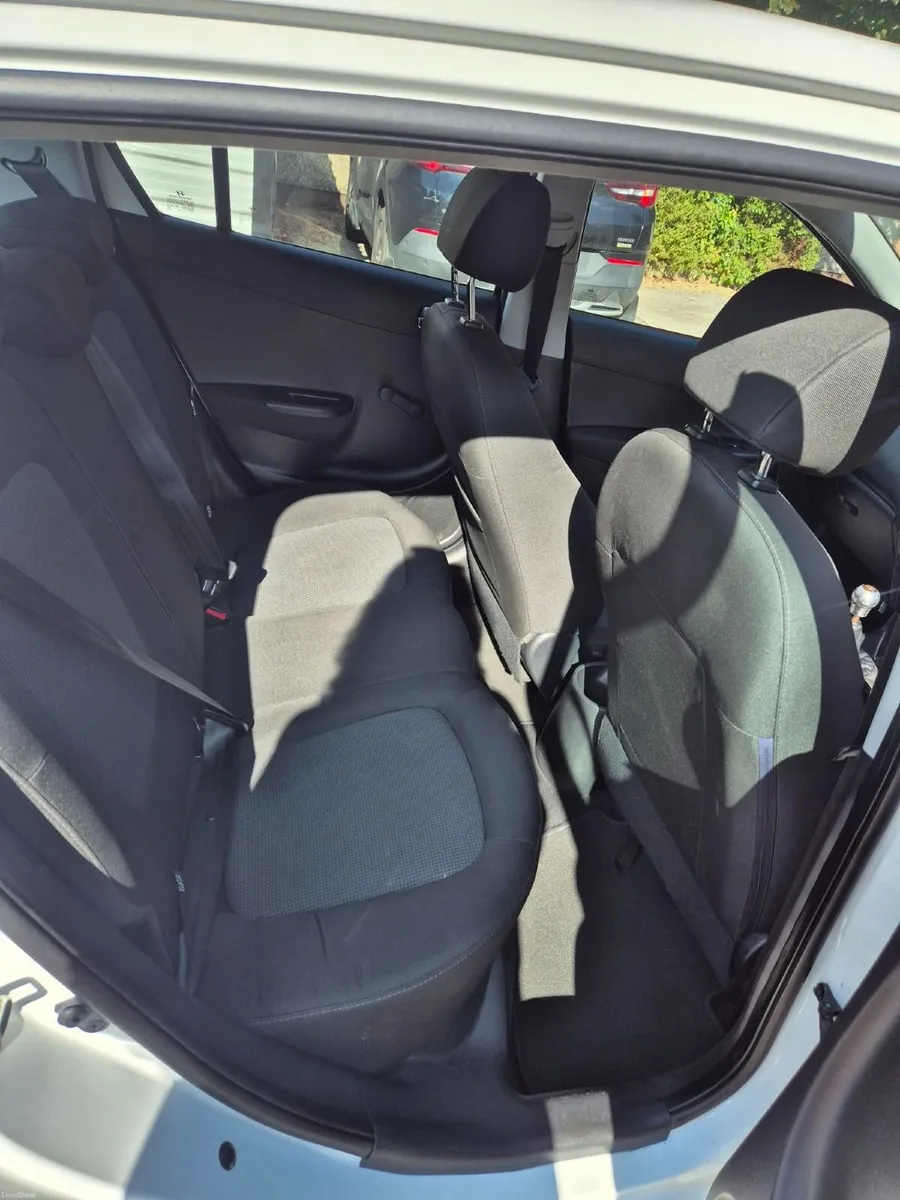 Hyundai i20 2014 - Image 2