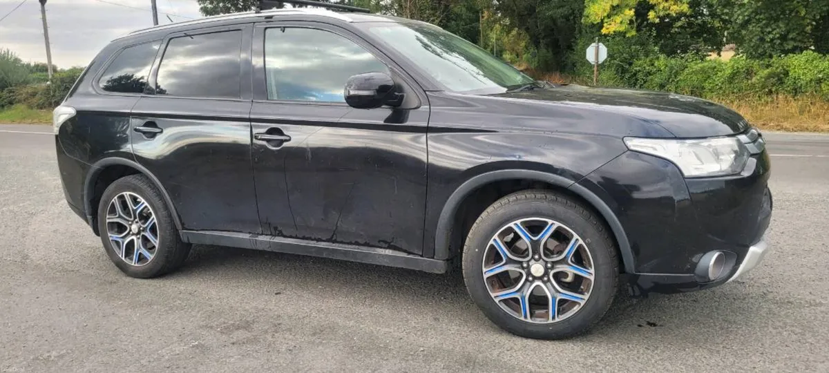 Mitsubishi outlander - Image 1