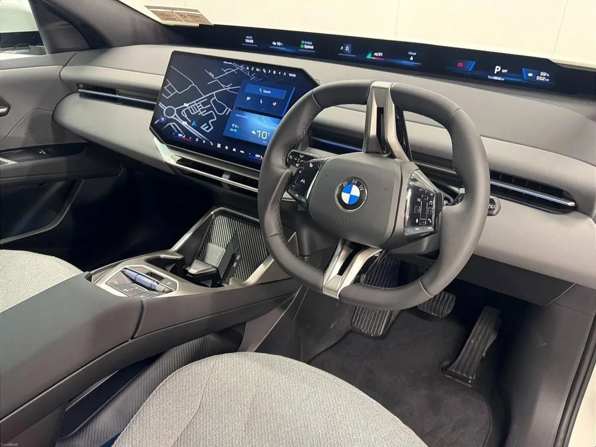 BMW iX3 50 xDrive - Image 6