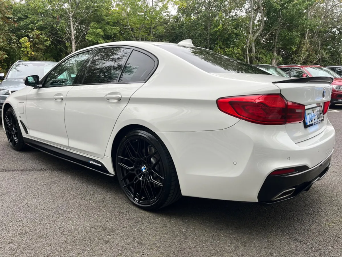 BMW 5-Series E G30 M SPORT 4DR AUTO - Image 5