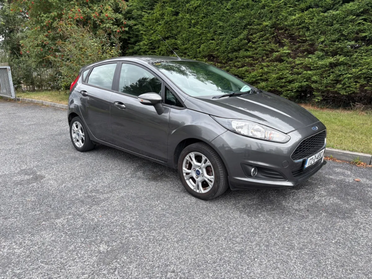 Ford Fiesta ZETEC 1.0 65PS M5 4DR MCA CB1 CNN - Image 1