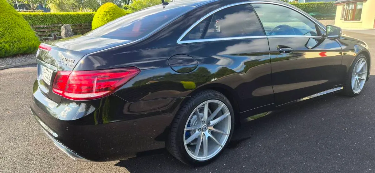 2015 MERCEDES E220 COUPE  LOW MILEAGE - Image 1