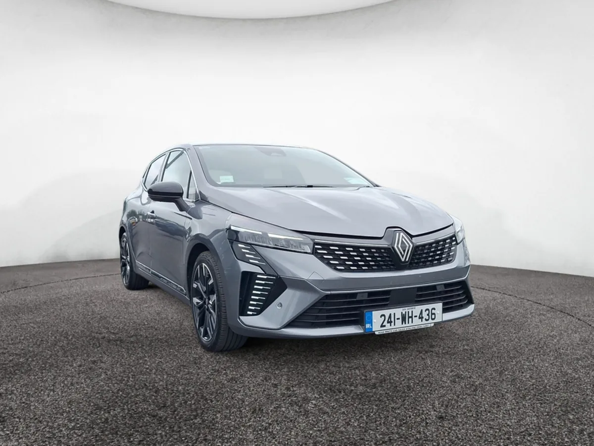 Renault Clio TECHNO E-TECH FULL HYBRID - Image 2