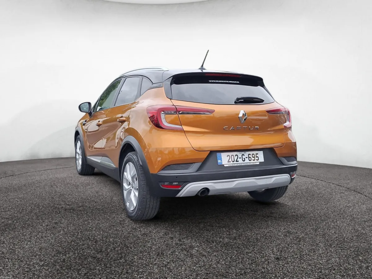Renault Captur ICONIC DCI 95 MANUAL MY MY19 5DR - Image 4