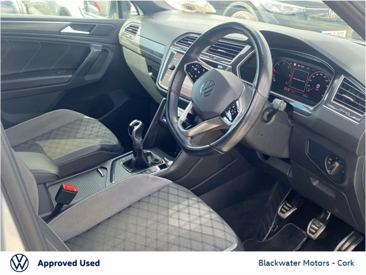 Volkswagen Tiguan TIGUAN 2.0TDI 150BHP R-LINE WITH - Image 4