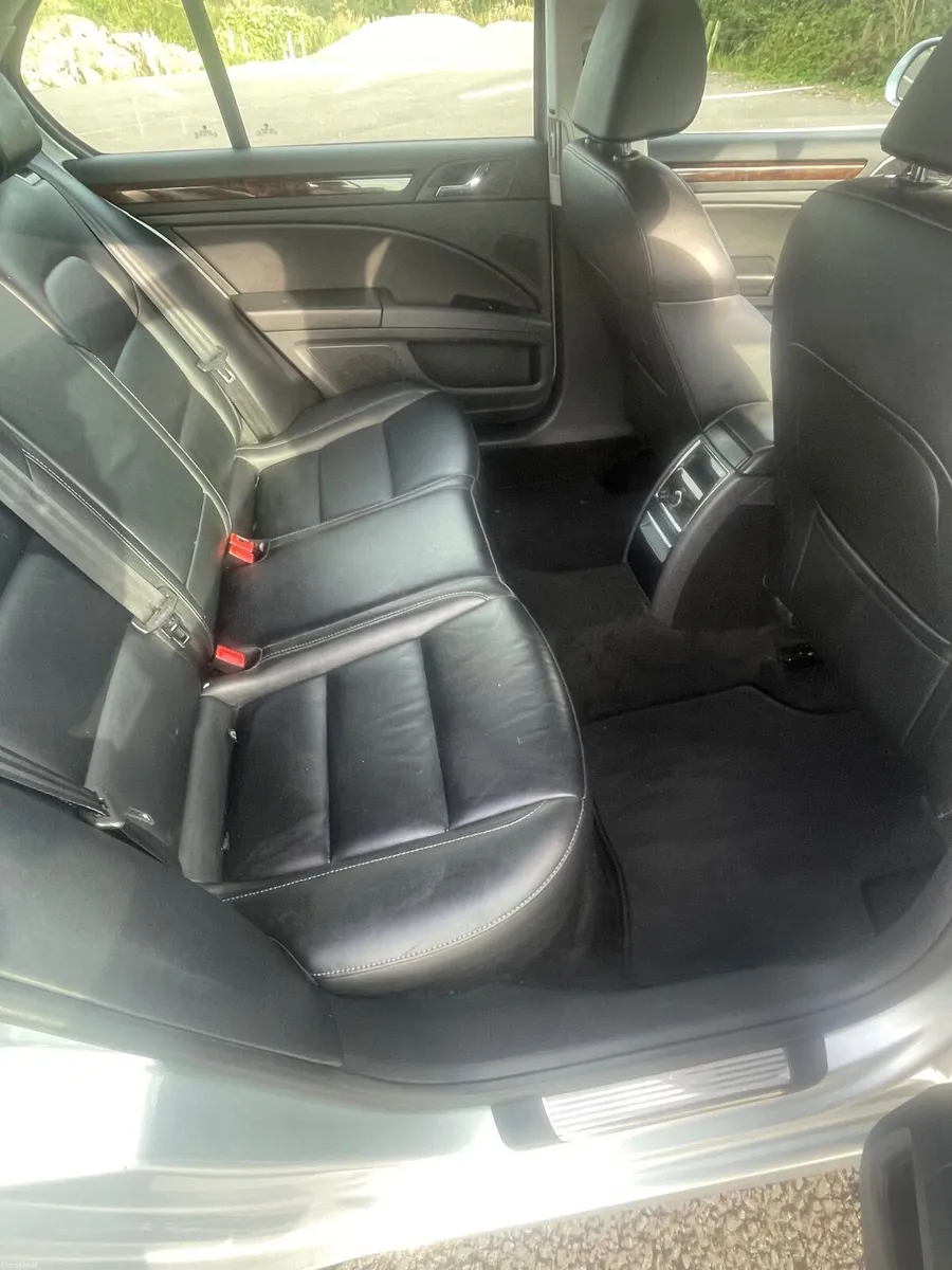 Skoda Superb 2015 - Image 3