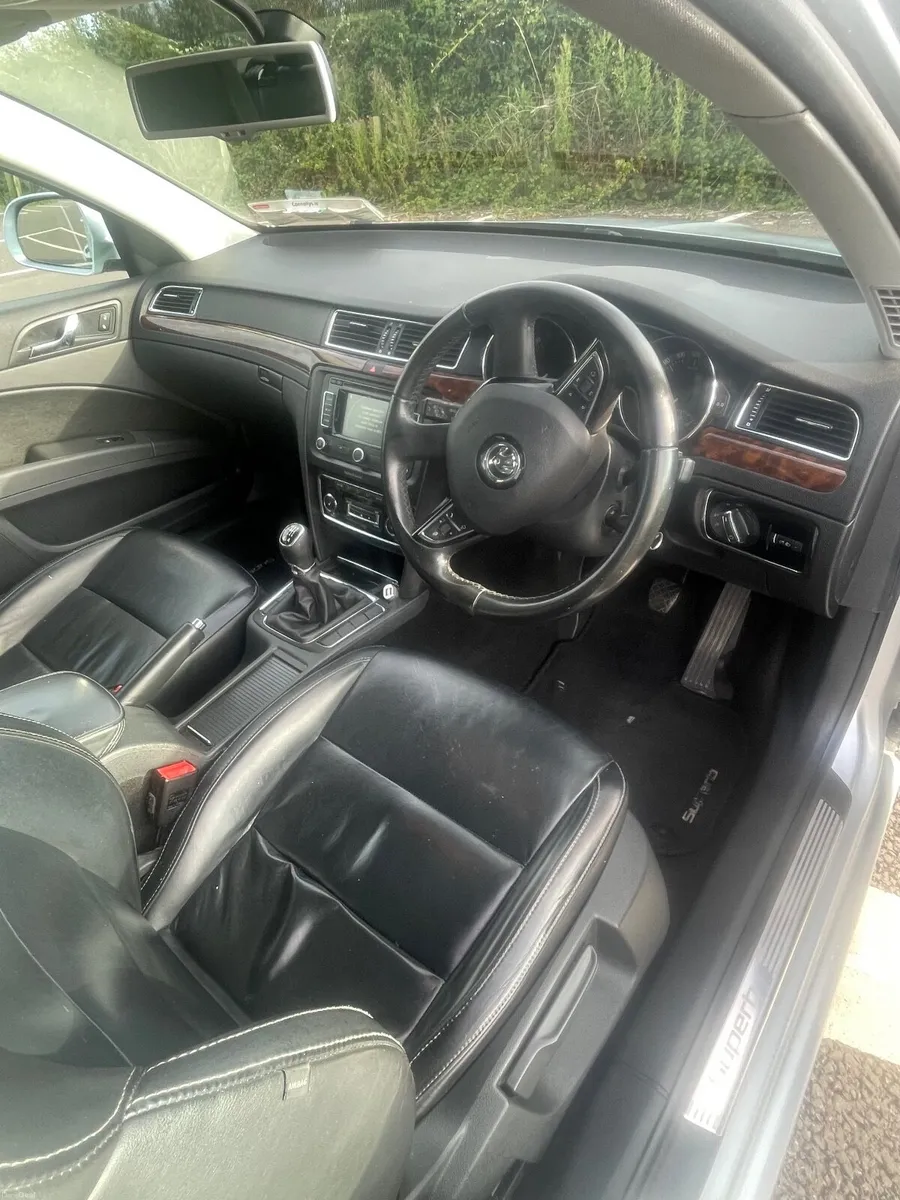 Skoda Superb 2015 - Image 6