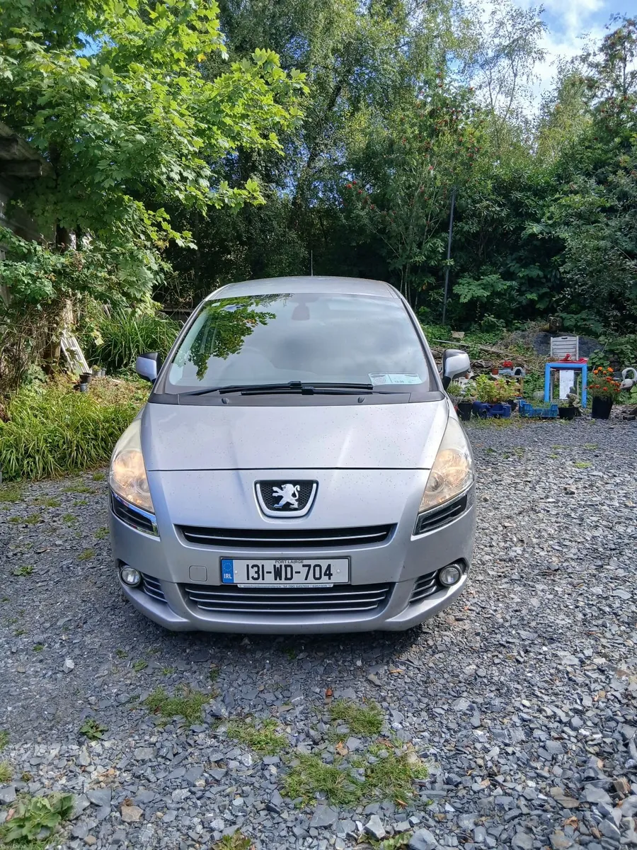 Peugeot 5008 2013 seven seater - Image 1