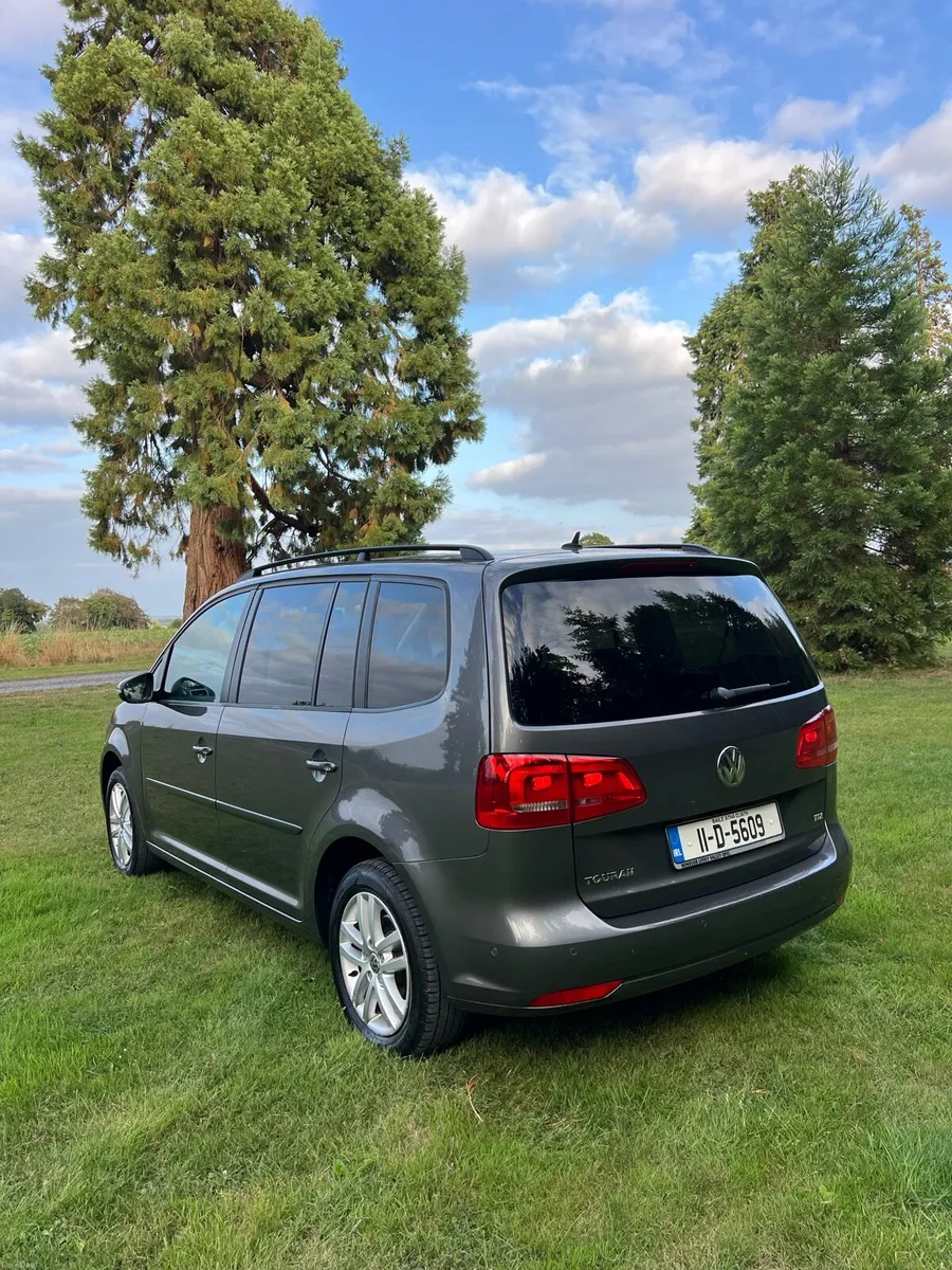 2011 VW TOURAN 1.6 DIESEL TDI AUTOMATIC - Image 3