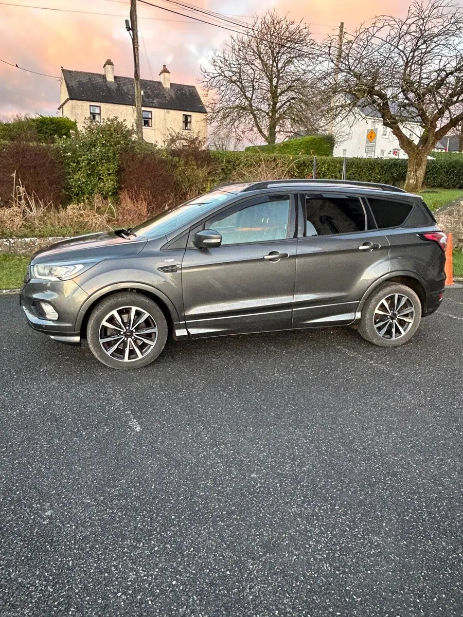 Ford kuga ST line - Image 1